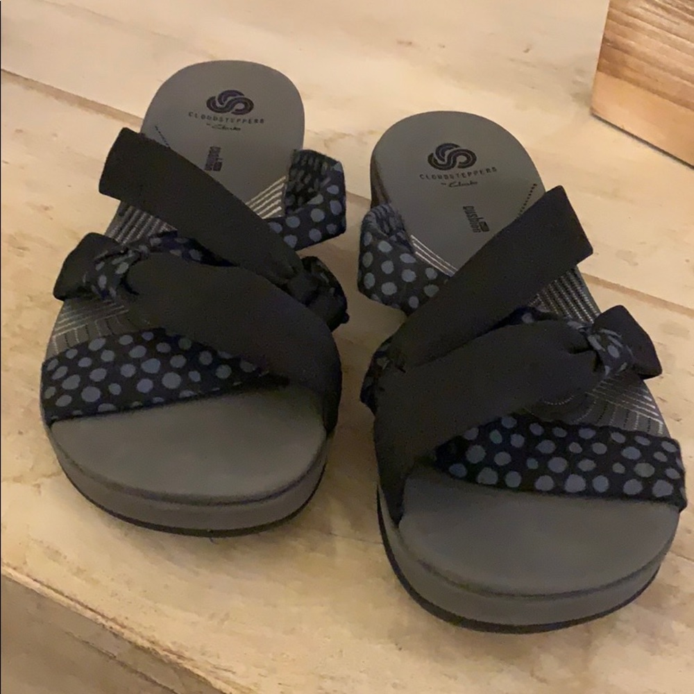 CLOUDSTEPPERS by Clark’s A Cute Sandal - Picture 1 of 4